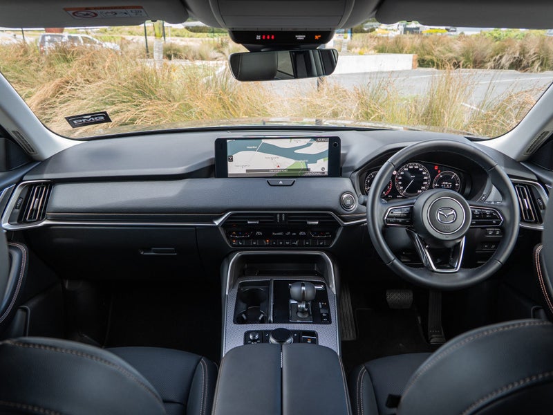 2025 Mazda CX-60 SP TURBO HYBRID 3.3L AWD image 2