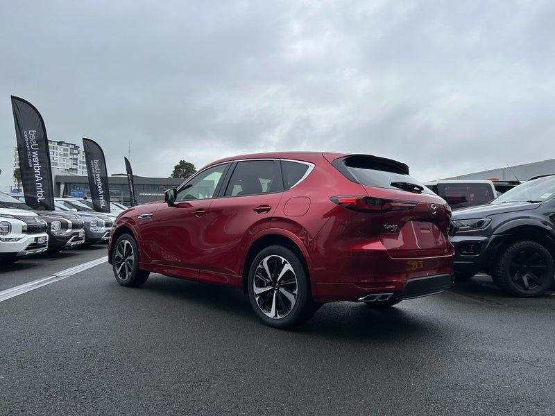 2025 Mazda CX-60 Takami PHEV AWD 2.5L image 5