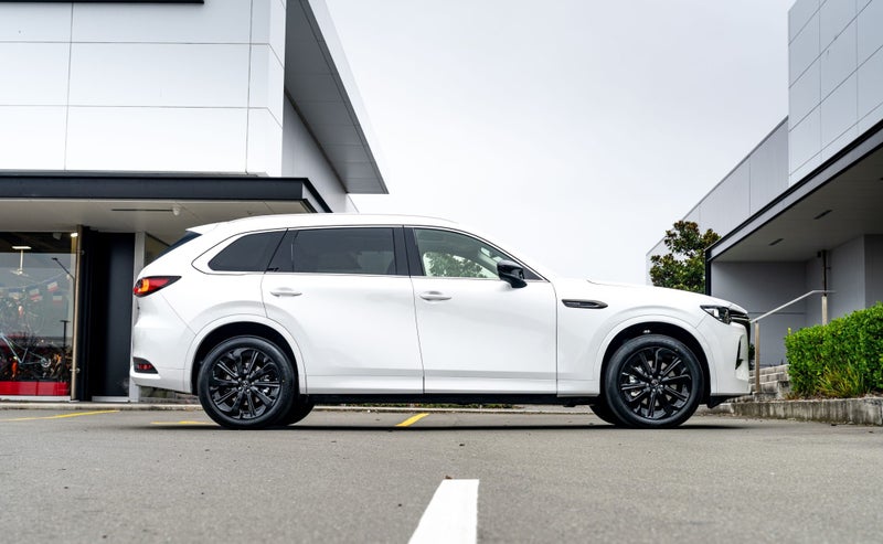 2025 Mazda CX-80 Homura 3.3 MHEV AWD image 3