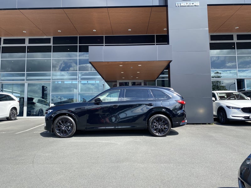 2025 Mazda CX-80 Homura MHEV AWD 3.3L image 4