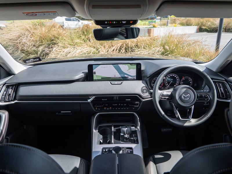 2025 Mazda CX-80 SP 3.3 TURBO HYBRID image 2