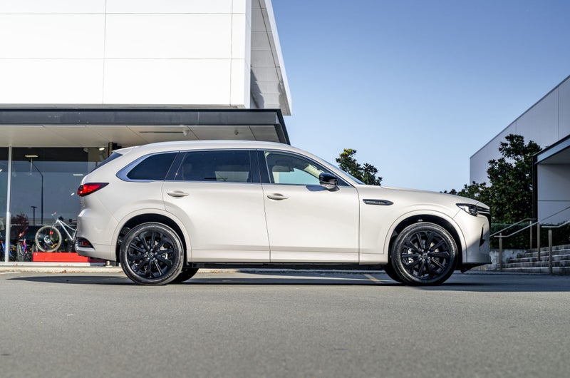 2025 Mazda CX-80 SP 3.3 Turbo Hybrid AWD 8AT image 3