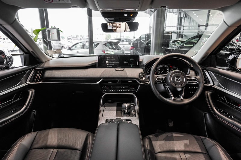 2025 Mazda CX-80 SP 3.3 Turbo Hybrid AWD 8AT image 3