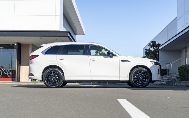 2025 Mazda CX-80 SP 3.3 Turbo Hybrid AWD 8AT image 3