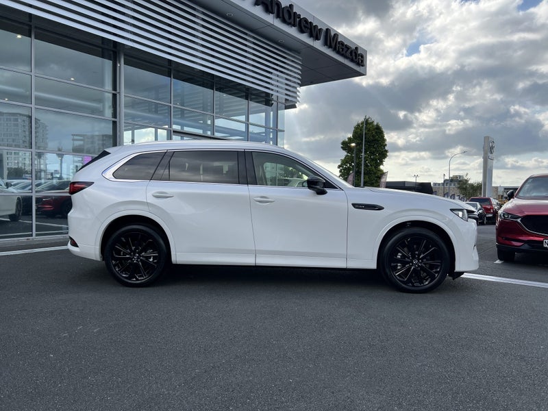 2025 Mazda CX-80 SP 3.3L MHEV AWD image 4