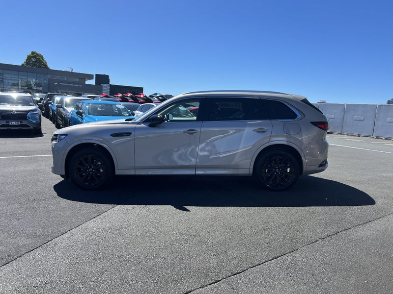 2025 Mazda CX-80 SP 3.3L MHEV AWD image 5