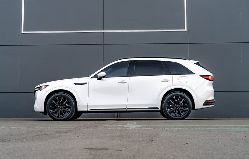 2025 Mazda CX-90 2025 CX-90 Takami 3.3 Hybrid B... image 3