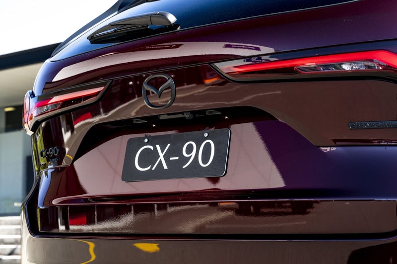 2025 Mazda CX-90 2025 CX-90 Takami 3.3 Hybrid B... image 4