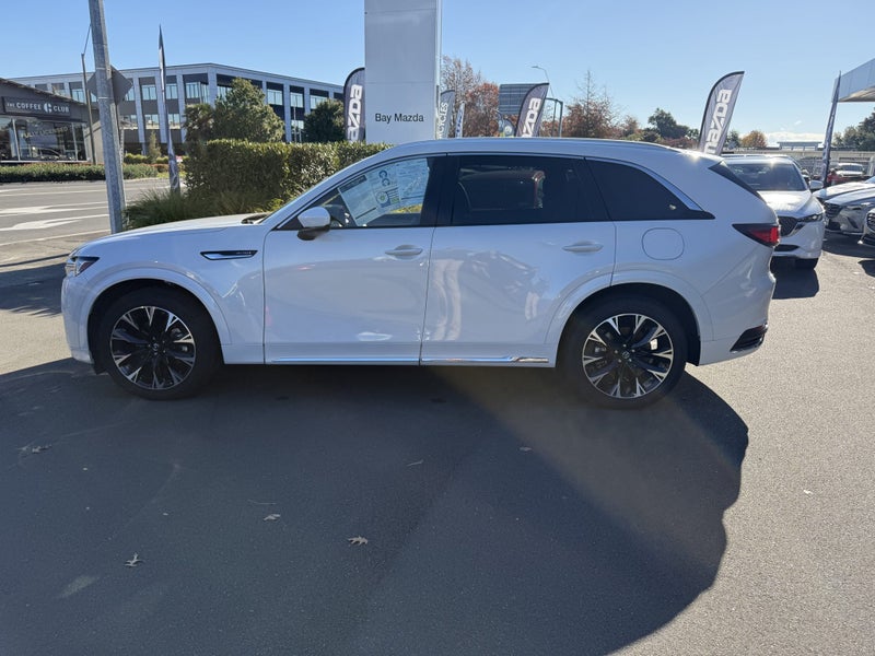 2025 Mazda CX-90 A AWD TAKAMI 3.3 8AT PETROL image 4