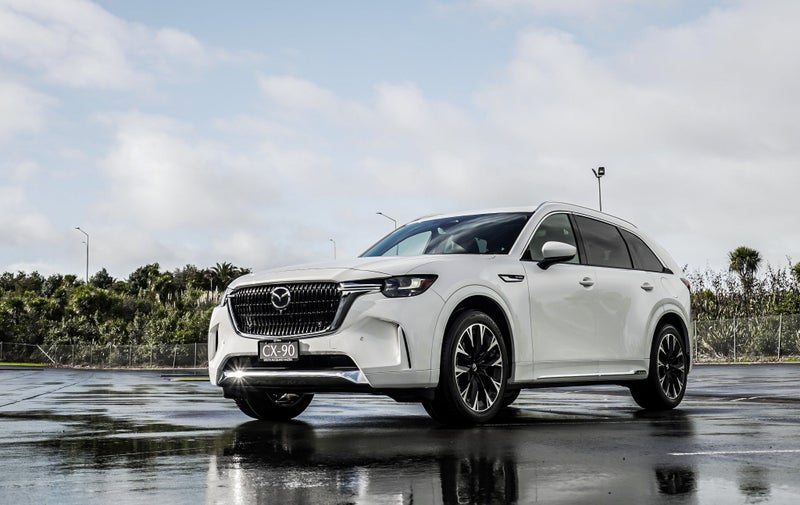 2025 Mazda CX-90 A AWD Takami 3.3l MHEV 8AT image 3