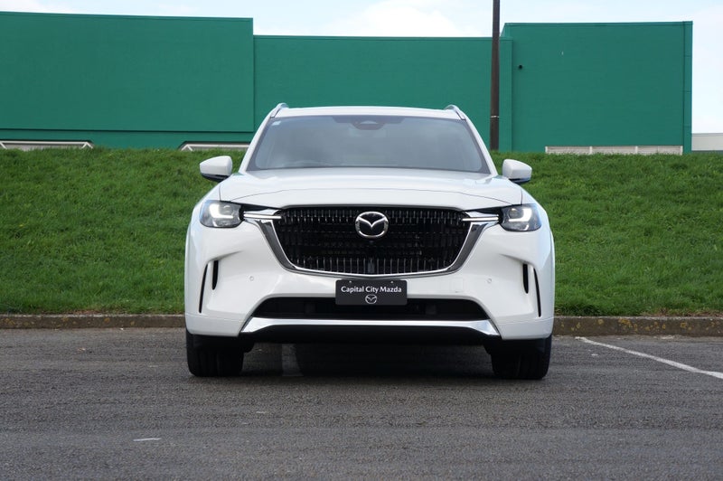2025 Mazda CX-90 AWD 3.3L Takami 8AT M Hybrid image 3