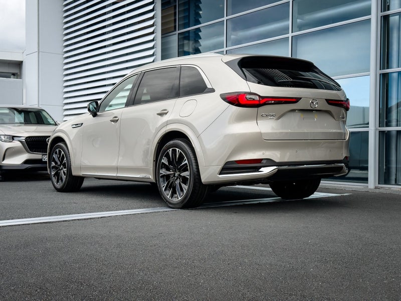 2025 Mazda CX-90 Takami 3.3Pmht/4Wd image 2