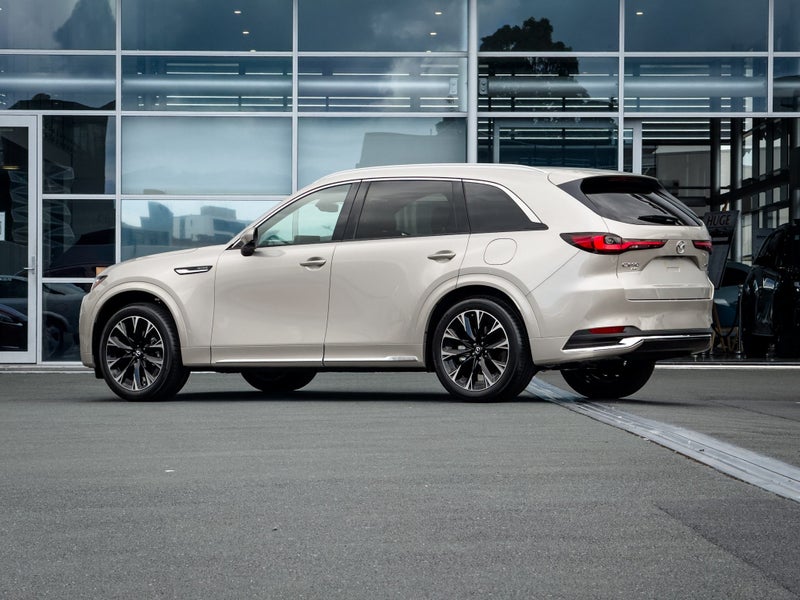 2025 Mazda CX-90 Takami 3.3Pmht/4Wd image 3