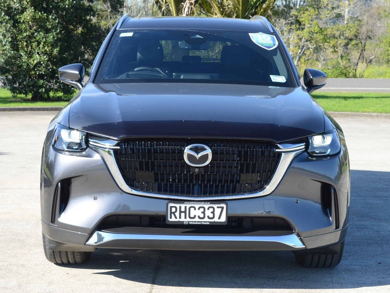 2025 Mazda CX-90 Takami AWD image 2