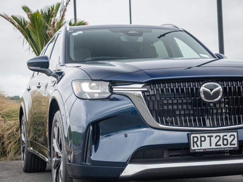 2025 Mazda CX-90 TAKAMI HYBRID 3.3L AWD image 3