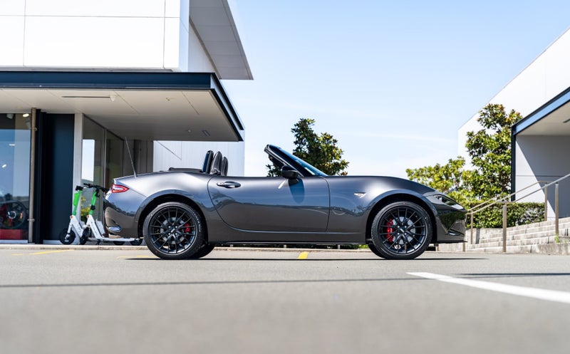 2025 Mazda MX-5 ROADSTER GT 2.0 6 Speed Manual image 4