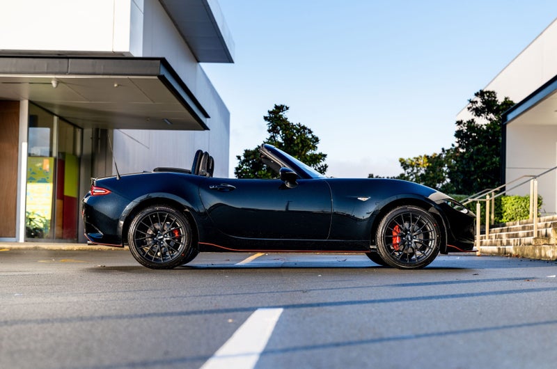 2025 Mazda MX-5 ROADSTER GT 2.0 6 Speed Manual image 4