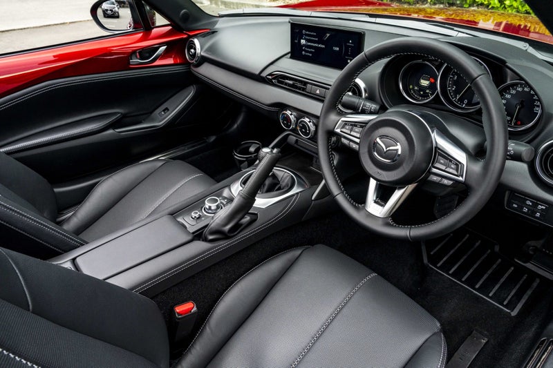 2025 Mazda MX-5 ROADSTER GT 2.0 6 Speed Manual image 5