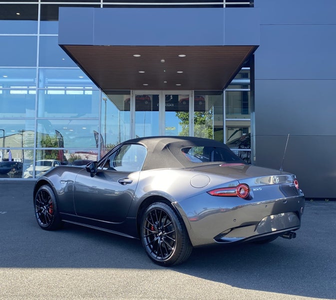 2025 Mazda MX-5 Roadster Gt 2.0P/6Mt image 3