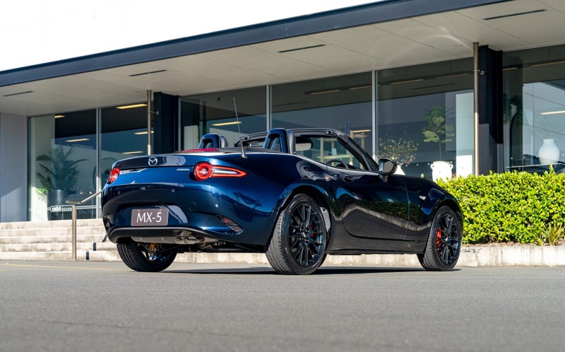 2025 Mazda MX-5 ROADSTER GT MANUAL image 4