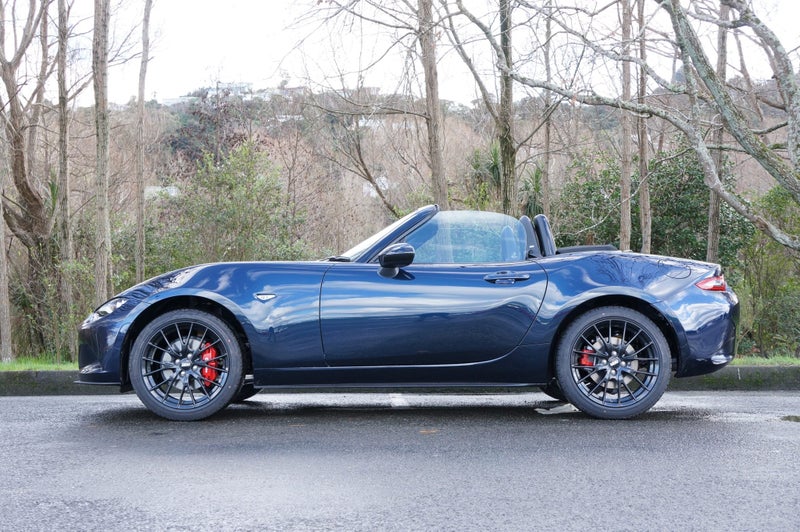 2025 Mazda MX-5 U 2.0 Roadster GT 6MT image 5