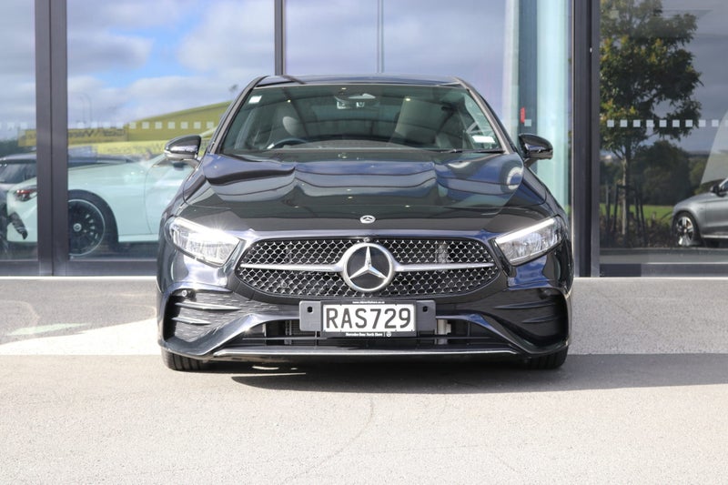 2025 Mercedes-Benz A 200 Hatchback Facelift - N... image 2