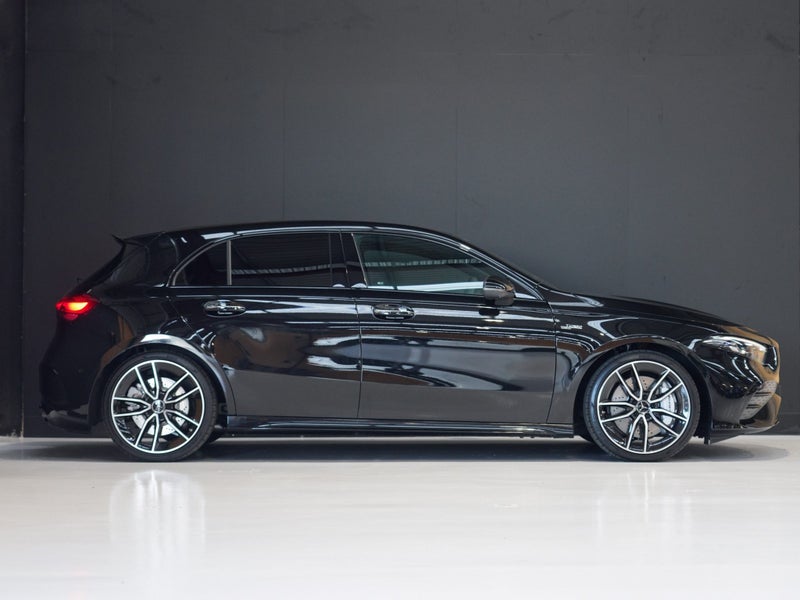 2025 Mercedes-Benz A 35 AMG 4Matic image 3