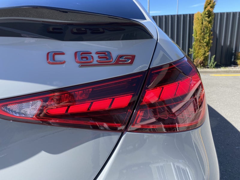 2025 Mercedes-Benz C 63 S AMG 2.0Lt Turbo 4Matic image 5
