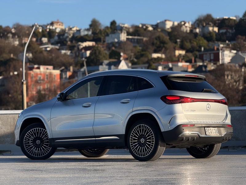 2025 Mercedes-Benz EQA 250+ 70Kwh image 2