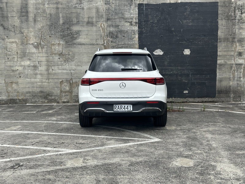 2025 Mercedes-Benz EQB EQB250 - 7 SEATS 140KWH image 4