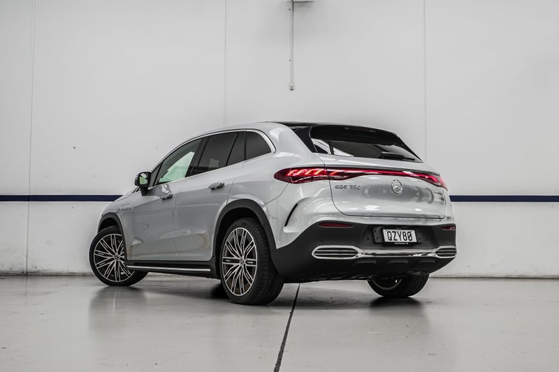 2025 Mercedes-Benz EQE 350 350 4Matic AMG Line SUV image 2