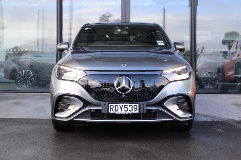 2025 Mercedes-Benz EQE 350 4MATIC EV SUV - NZ New image 2