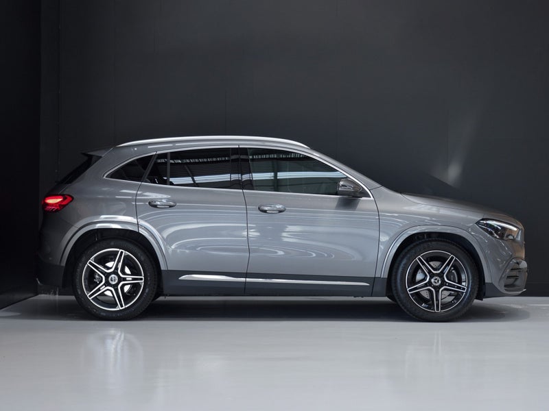 2025 Mercedes-Benz GLA 200 AMG Line *NZ New* image 3