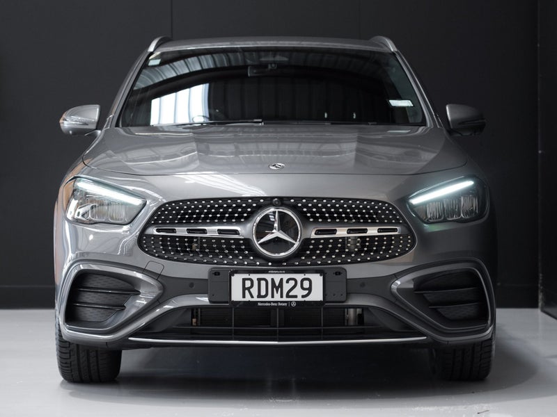 2025 Mercedes-Benz GLA 200 AMG Line *NZ New* image 4