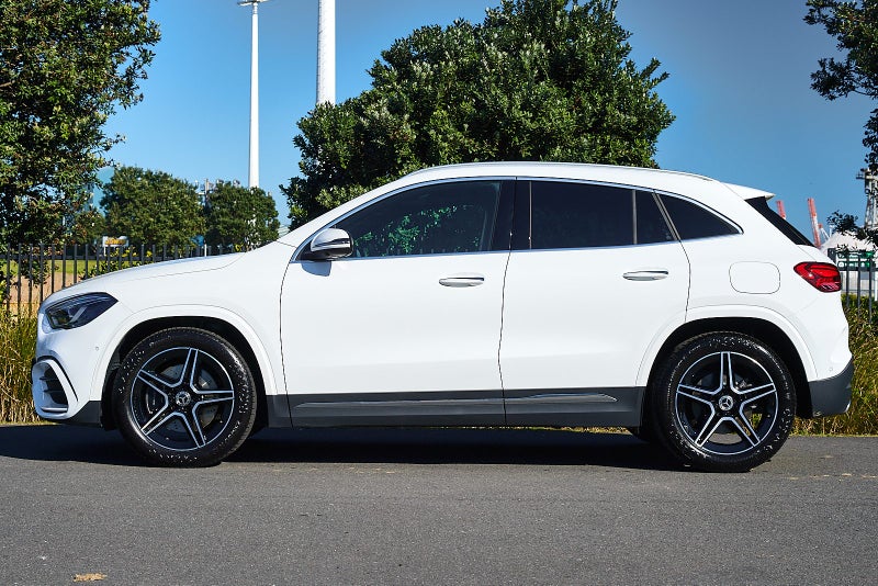 2025 Mercedes-Benz GLA 250 250 4MATIC 2.0P/4WD image 4
