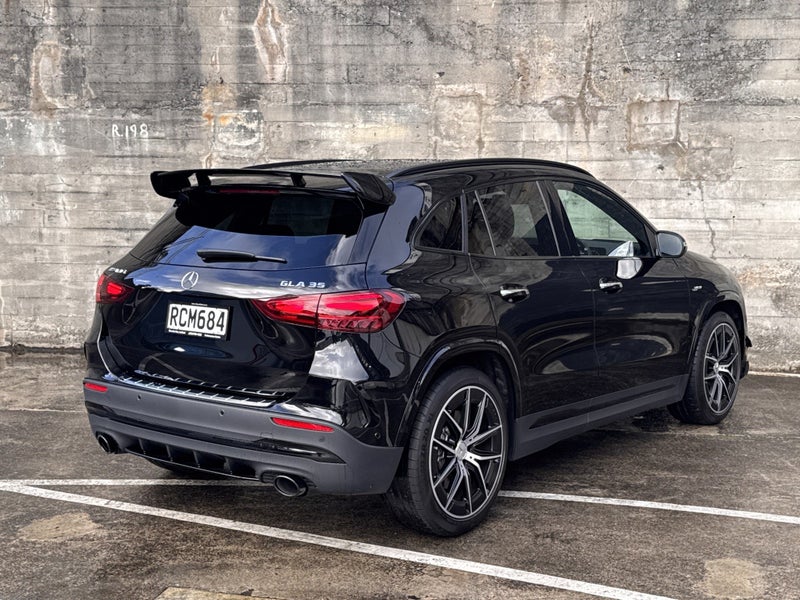 2025 Mercedes-Benz GLA 35 35 4MATIC 2.0P image 3