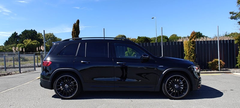 2025 Mercedes-Benz GLB 35 AMG 2.0Lt Turbo 4Matic image 2
