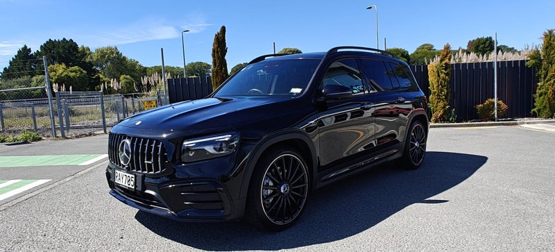 2025 Mercedes-Benz GLB 35 AMG 2.0Lt Turbo 4Matic image 5