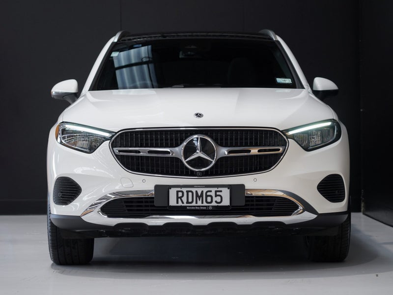 2025 Mercedes-Benz GLC 200 AMG Line image 5