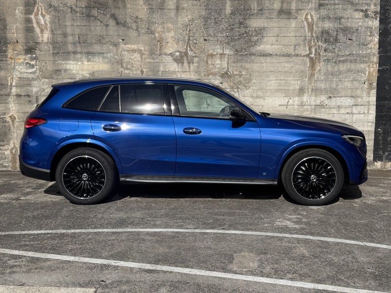 2025 Mercedes-Benz GLC 300 2.0PMH/4WD/9AT image 2