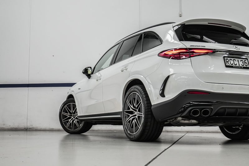 2025 Mercedes-Benz GLC 43 AMG 4Matic SUV *NZ New* image 2