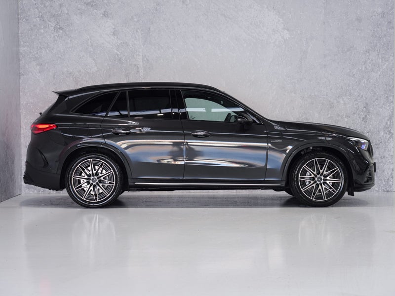 2025 Mercedes-Benz GLC 43 AMG AMG 4Matic SUV *N... image 3