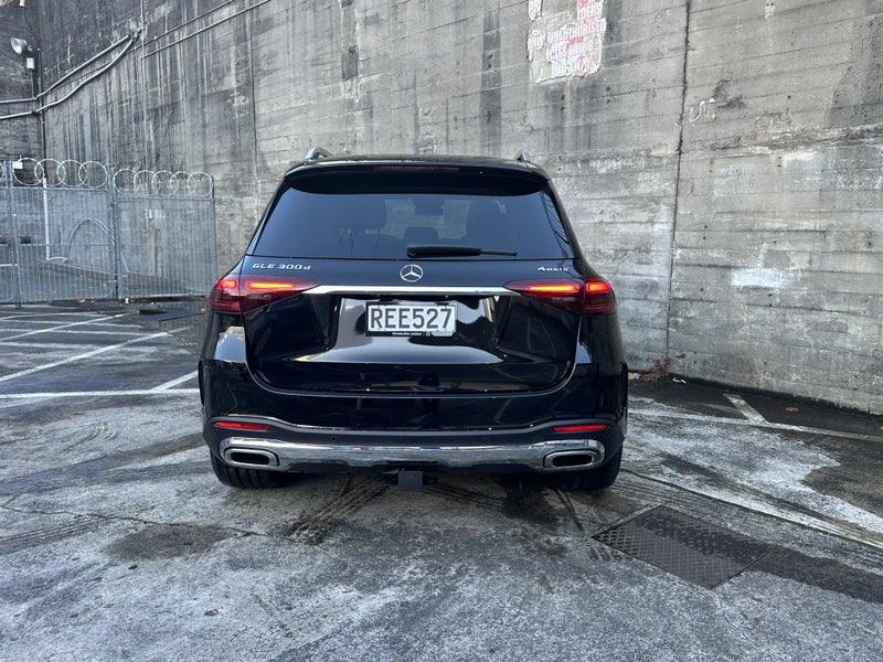 2025 Mercedes-Benz GLE 300 d 300D 2.0DT/4WD/9AT image 4
