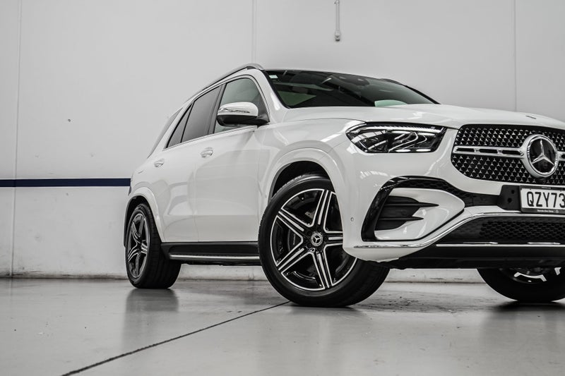 2025 Mercedes-Benz GLE 450 d AMG Line 4Matic SUV image 4