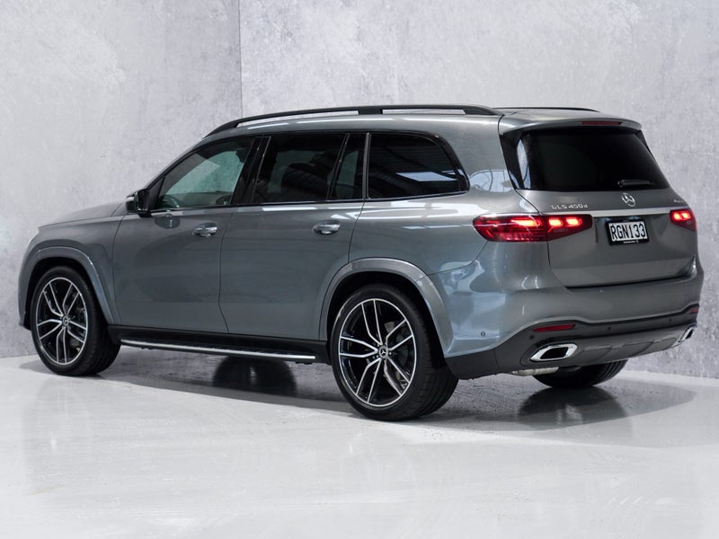 2025 Mercedes-Benz GLS 450 d AMG 4Matic SUV image 2