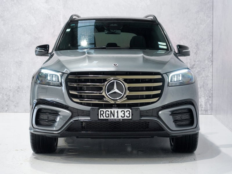 2025 Mercedes-Benz GLS 450 d AMG 4Matic SUV image 5