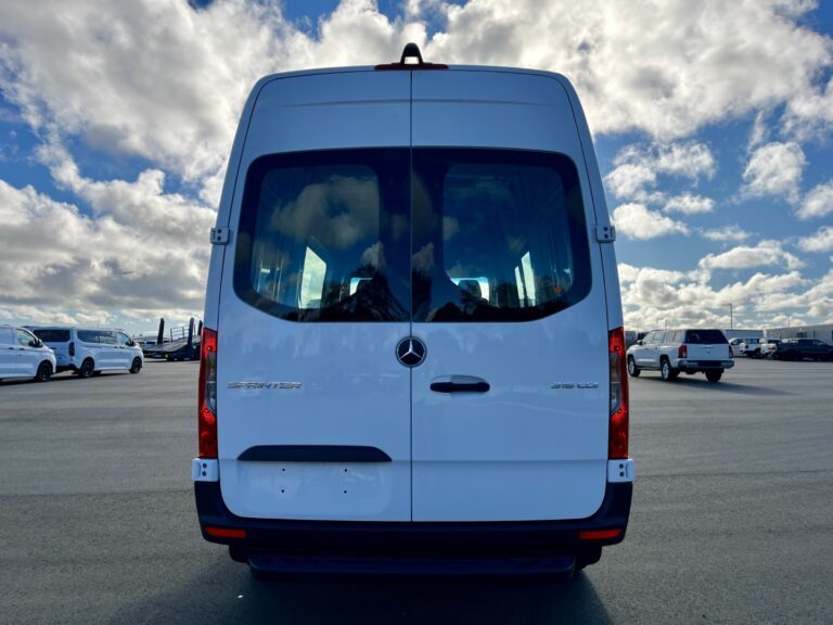 2025 Mercedes-Benz Sprinter 315 Campervan Spec image 4