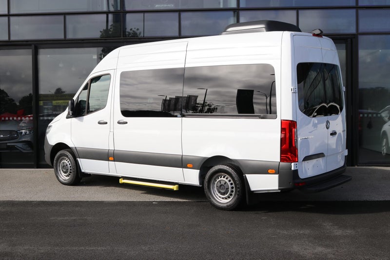 2025 Mercedes-Benz Sprinter 315 MWB High Roof -... image 3