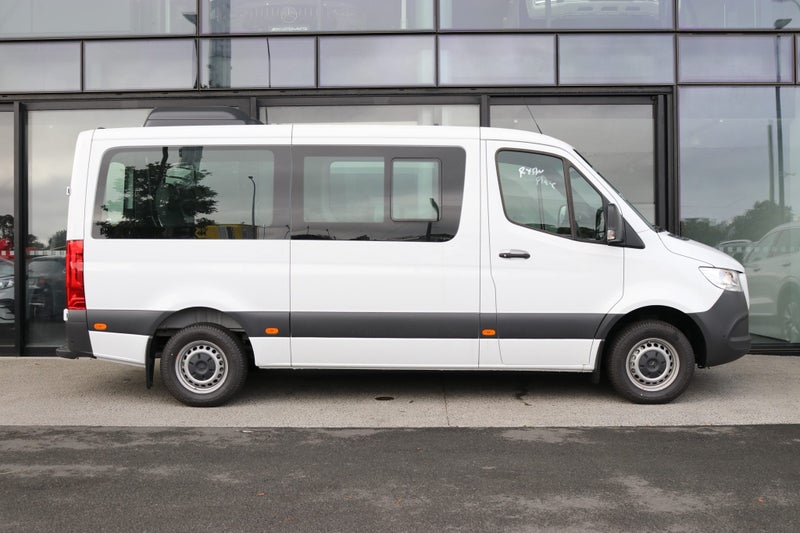 2025 Mercedes-Benz Sprinter 315 MWB Minibus - N... image 2