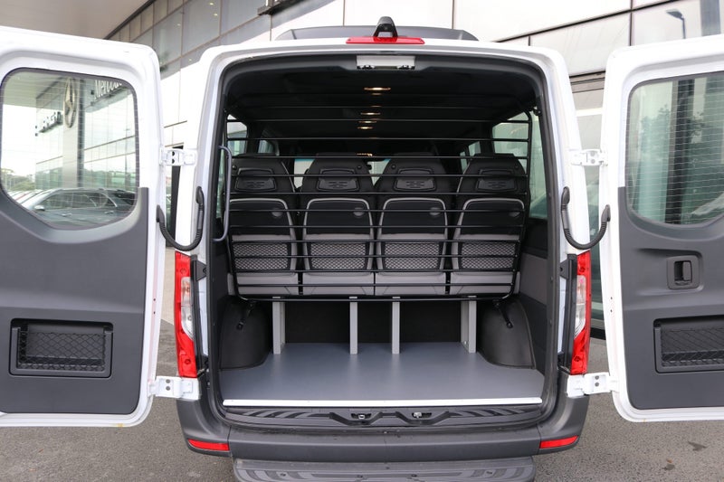 2025 Mercedes-Benz Sprinter 315 MWB Minibus - N... image 4